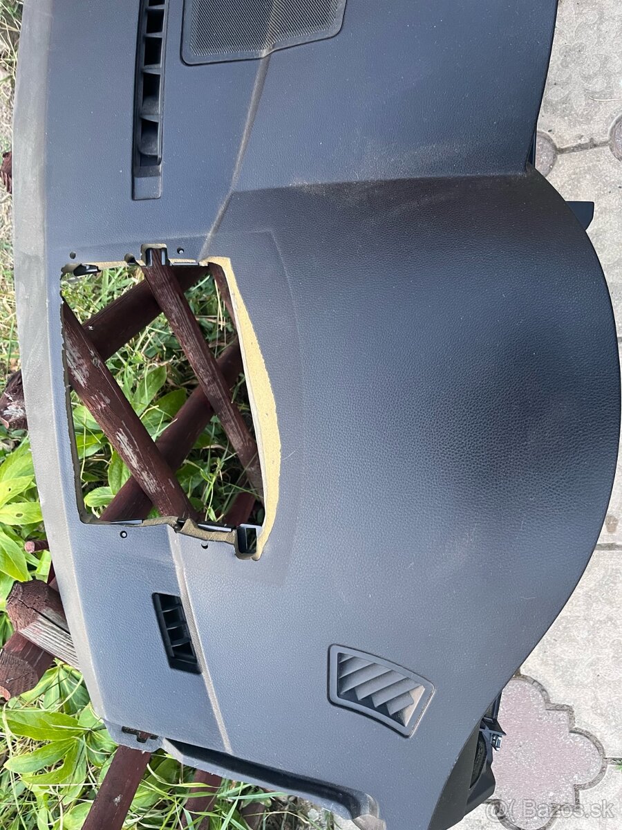 BMW 5 E60 palubná doska+HEAD UP display - 2