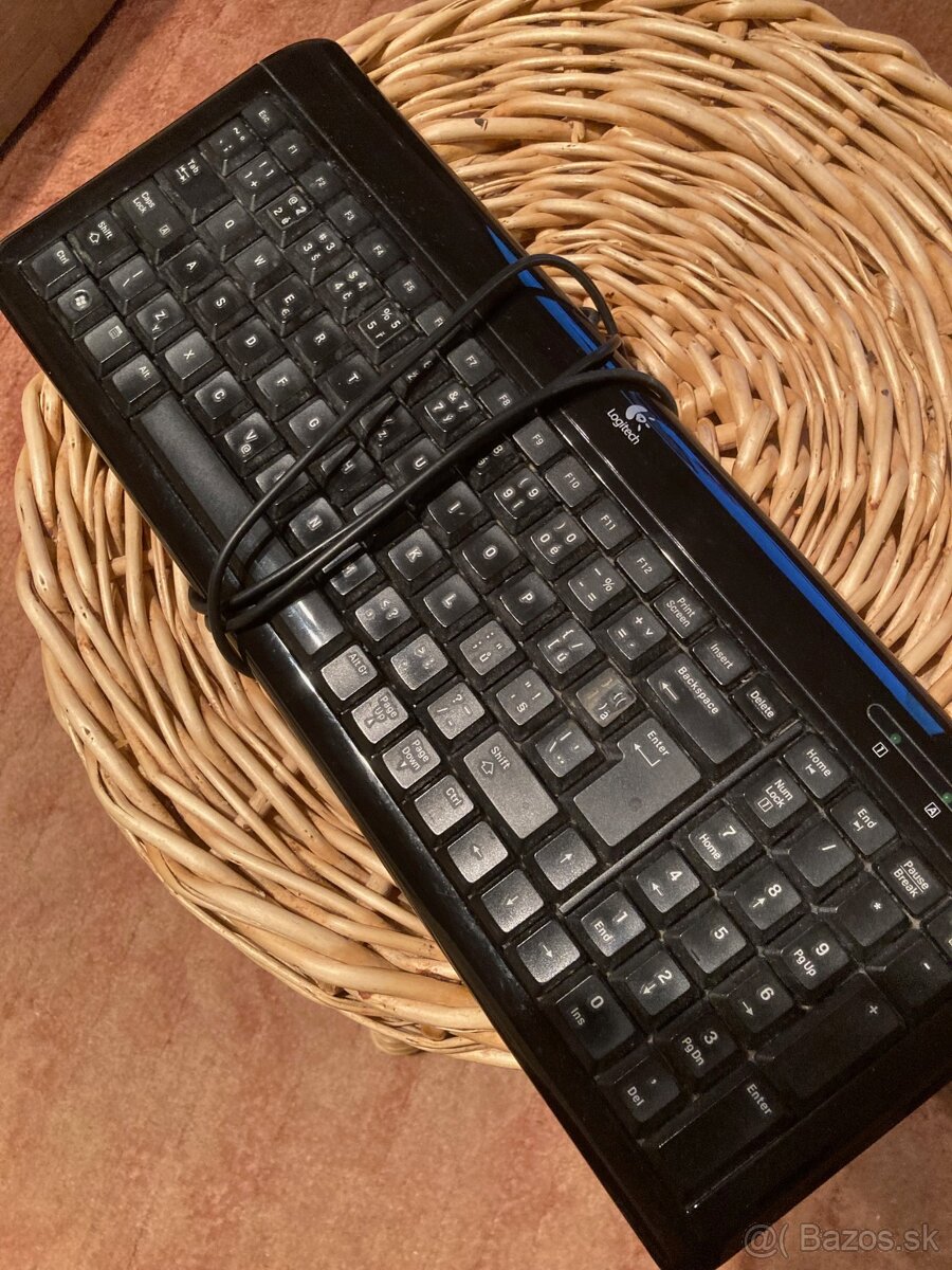 Klávesnica Logitech a myš Lenovo - 2