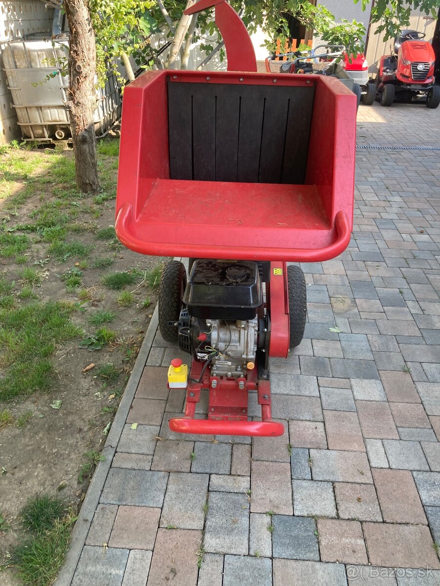 Predám štiepkovač GTM GTS 900 - 2