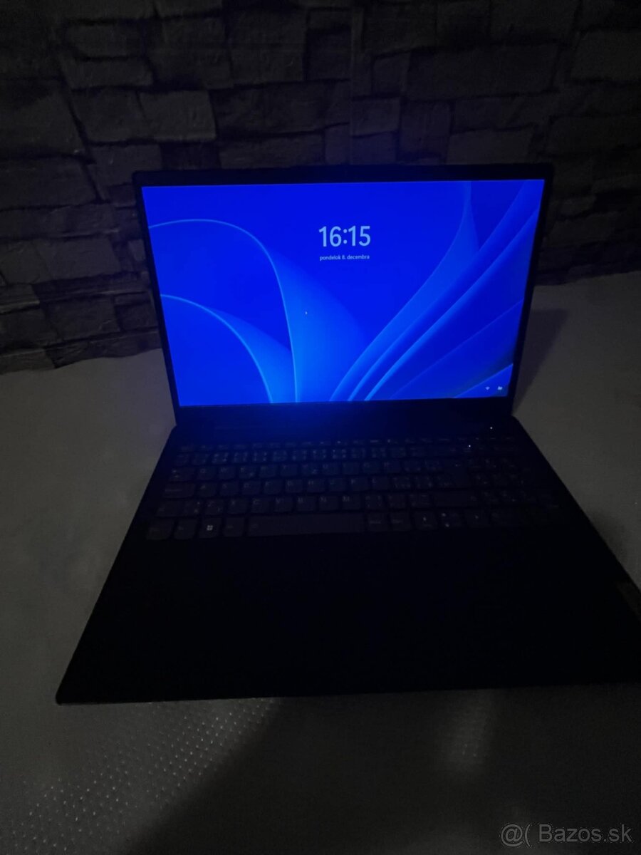 Predám Notebook Lenovo IdeaPad 3 15ITL6 - 2
