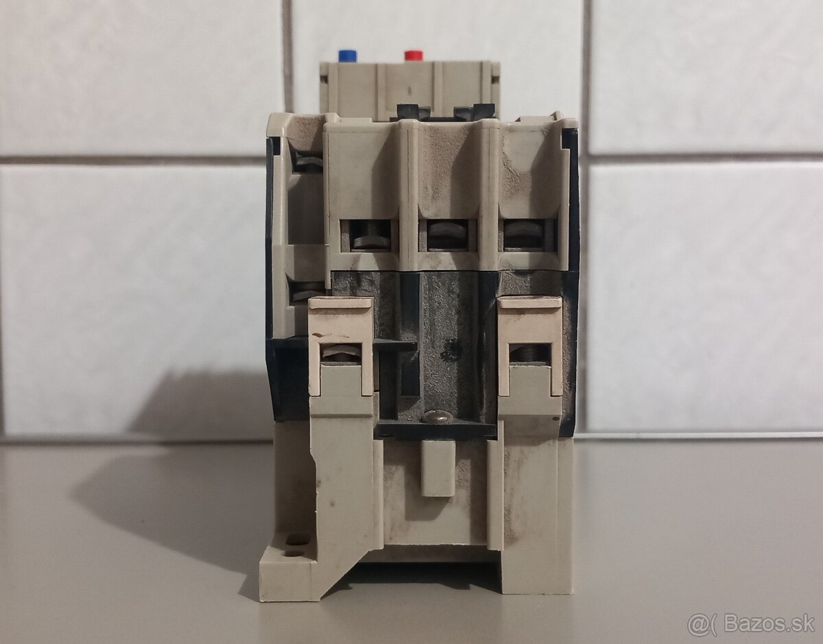 Predám stykač s tepelnou ochranou EPM - 2