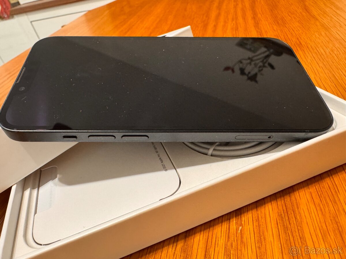 iPhone 13 128 GB - 2