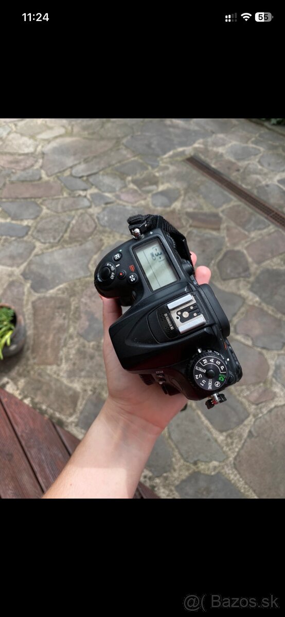 Nikon D7200 telo - 2