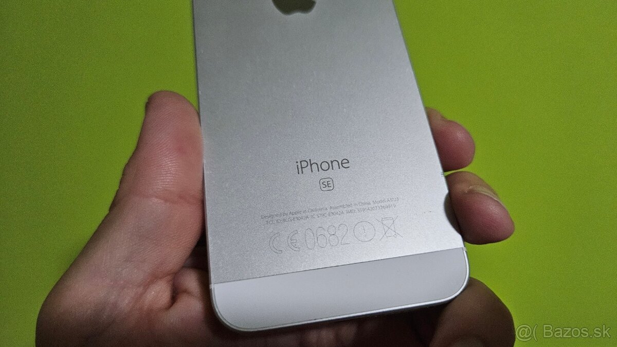 Apple iPhone SE - nálezový stav - 2