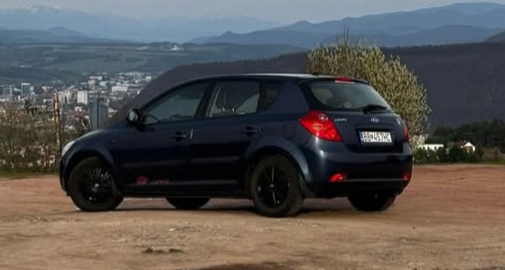 Predám Kia Ceed 1,4 77Kw, benzín, 82000km - 2