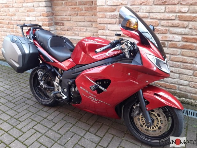 Motocykel Triumph Sprint ST ABS - 2