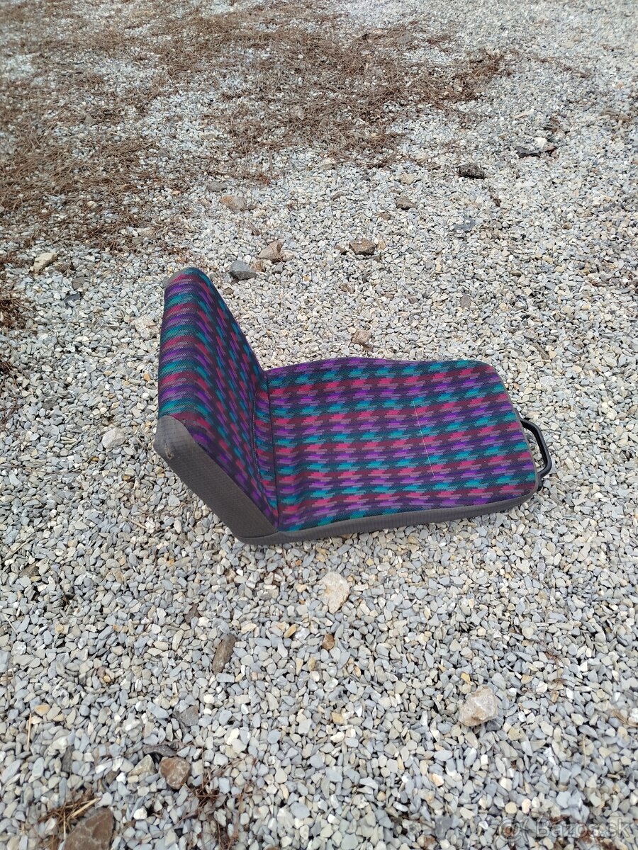 Sedačka, sedadlo, lavica - 2