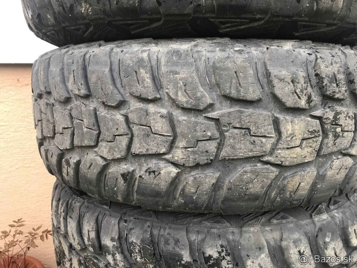 Kolesá 235/75R15 - 2