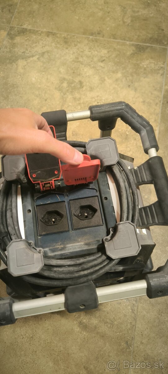 Stavebné rádio Bosch - 2