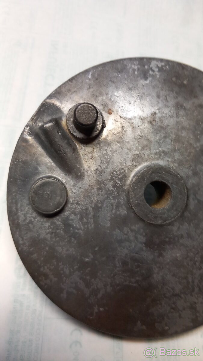 Brzdový štít JAWA 50/555 - 2