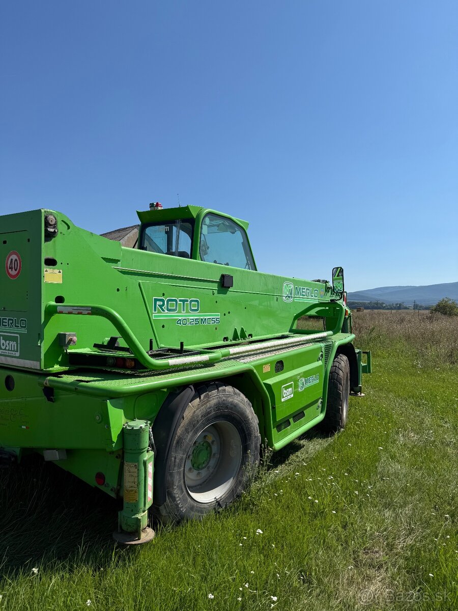 Predám teleskopický manipulátor MERLO 40.25 MCS - 2