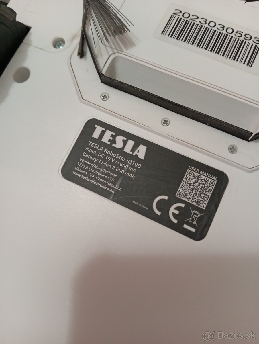 Robotický vysávač Tesla iq100 - 2