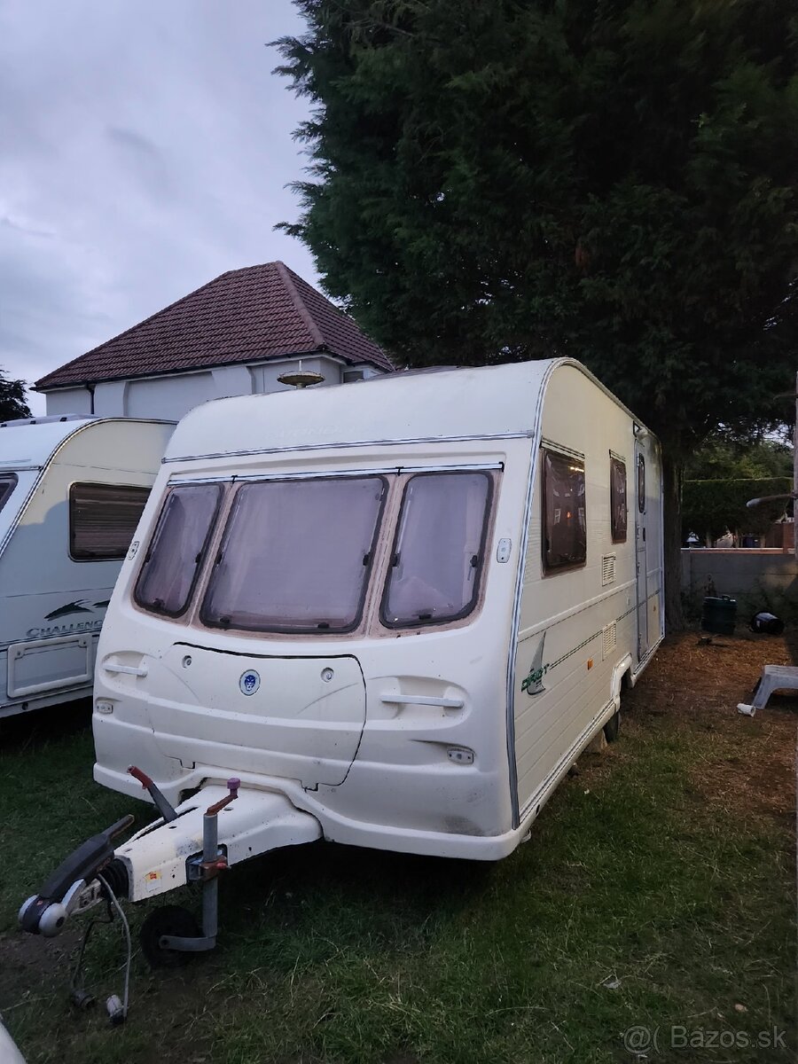 Avondale Dart 2003 - 5/6 miestny - 2