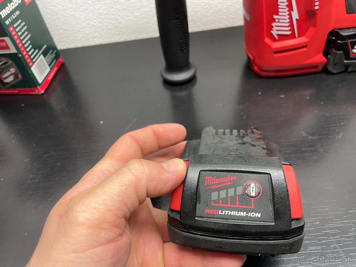 Milwaukee Batéria M14 ( nefunkčná ) - 2