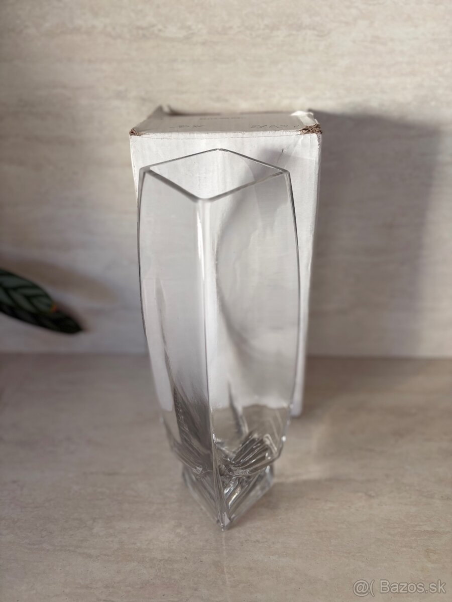 Sklenená váza - 2