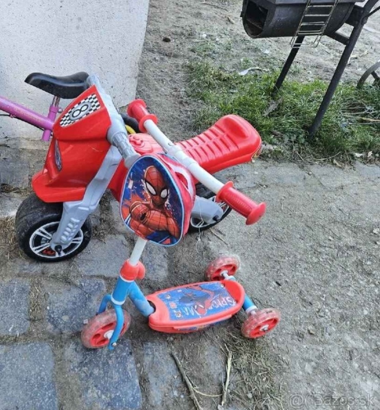 Detské odrážadlo/kolobežka - 2