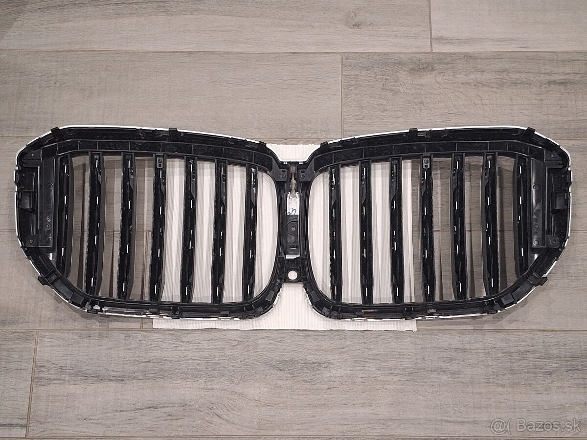Predná maska - ľadvinky BMW G05 X5 matný chróm originál - 2
