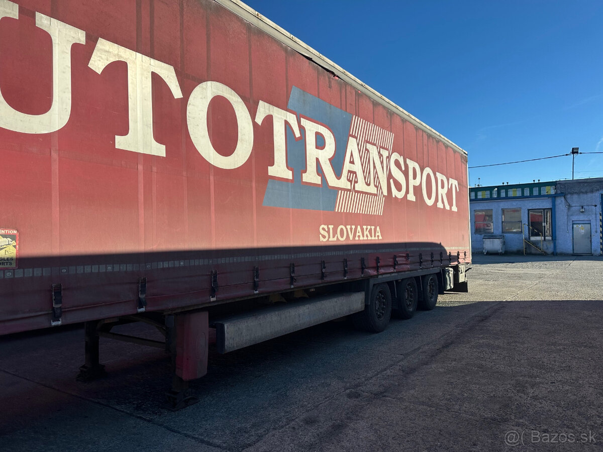 náves Krone megaliner - 2