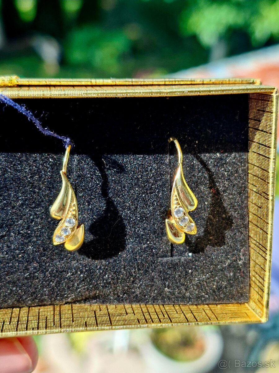 Zlate nausnice list - 2