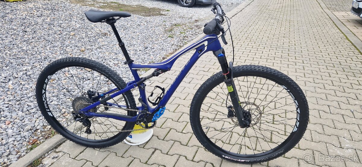Predám Specialized EPIC Carbon M 29" - 2