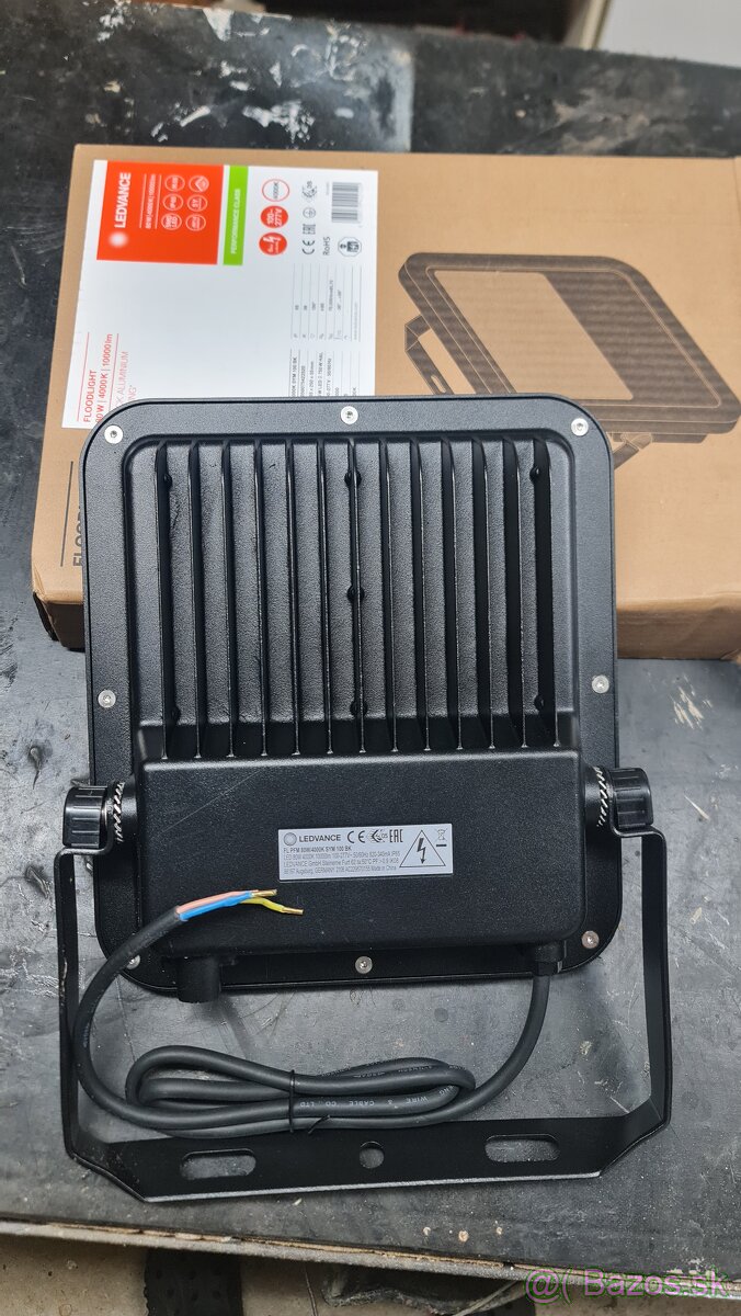 Led reflektor , led svietidlo - 2