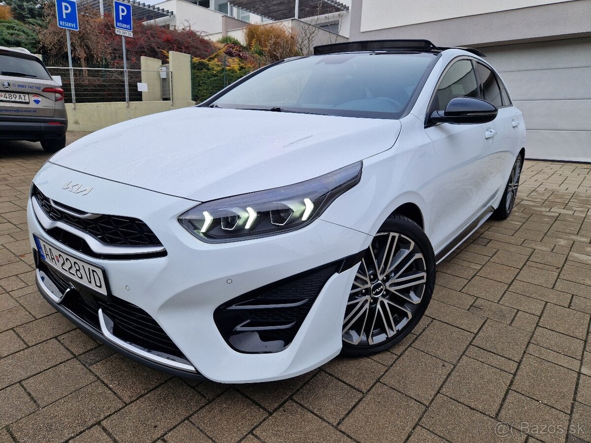 Kia ProCeed 1.5 T-GDi GT-Line A/T - 2