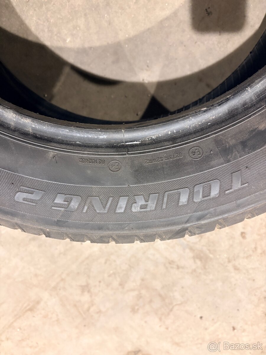 Letné pneumatiky 235/55 R17 - 2