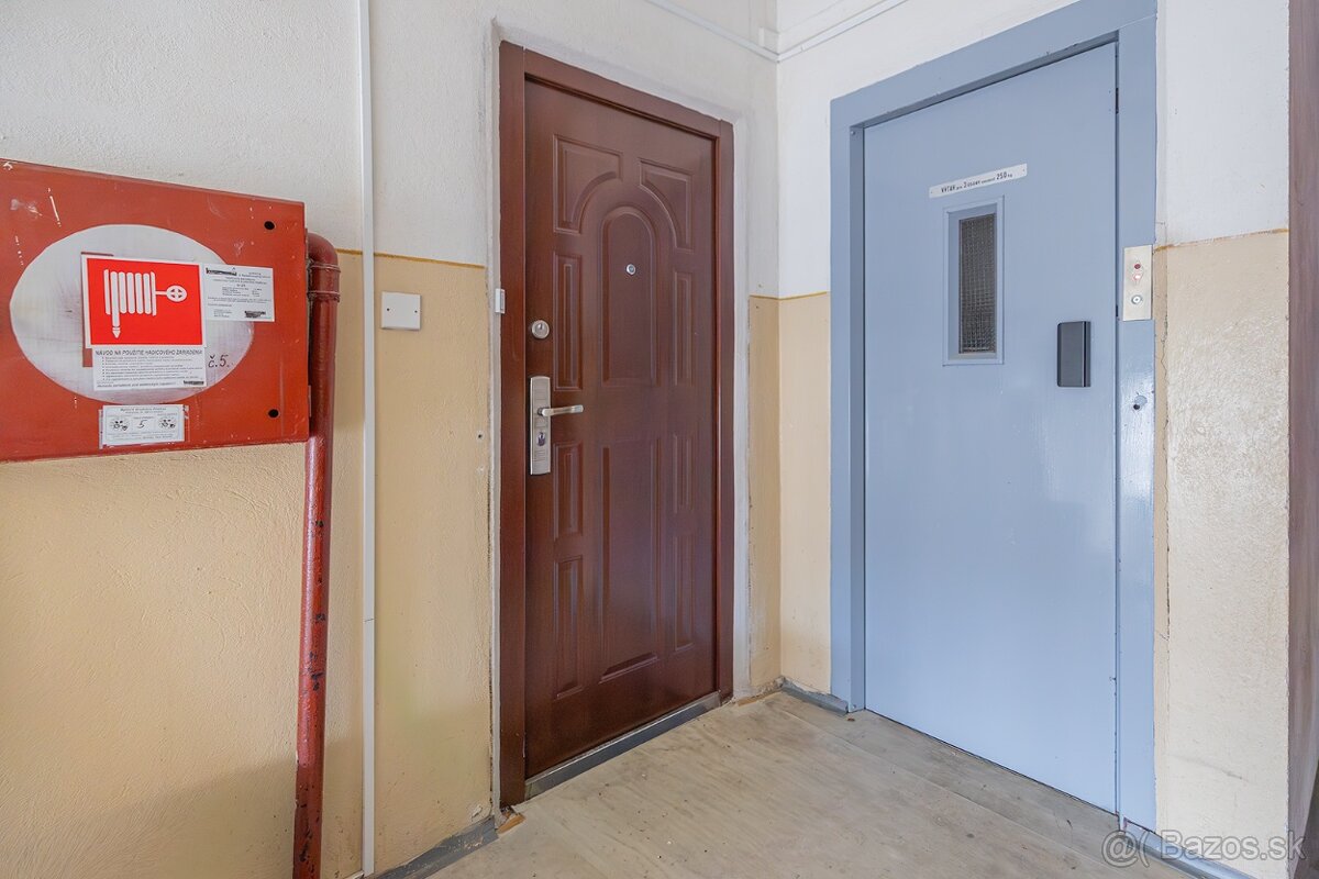 Veľký 1,5-izbový byt na Sekčove - 2