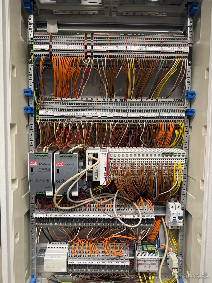 Elektrický rozvadzač s PLC riadením - 2