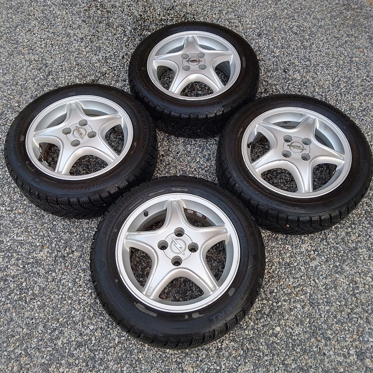 4x100 R15 Elektróny+ pneumatiky - 2