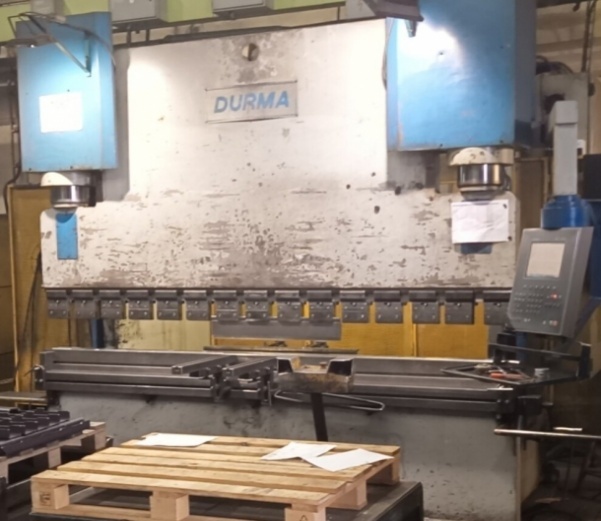 Použitý ohraňovací lis DURMA CNC HAP 30300, r. v. 2000 - 2