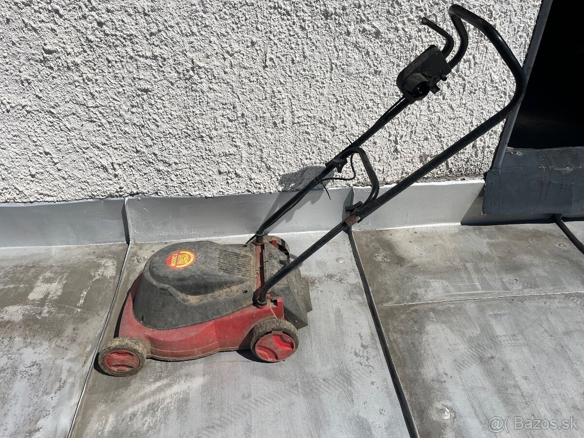 Elektrická kosačka 1300 W - 2