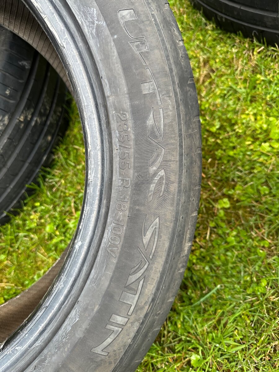 Vredestein Ultrac Satin 235/55 R18 100V - 2