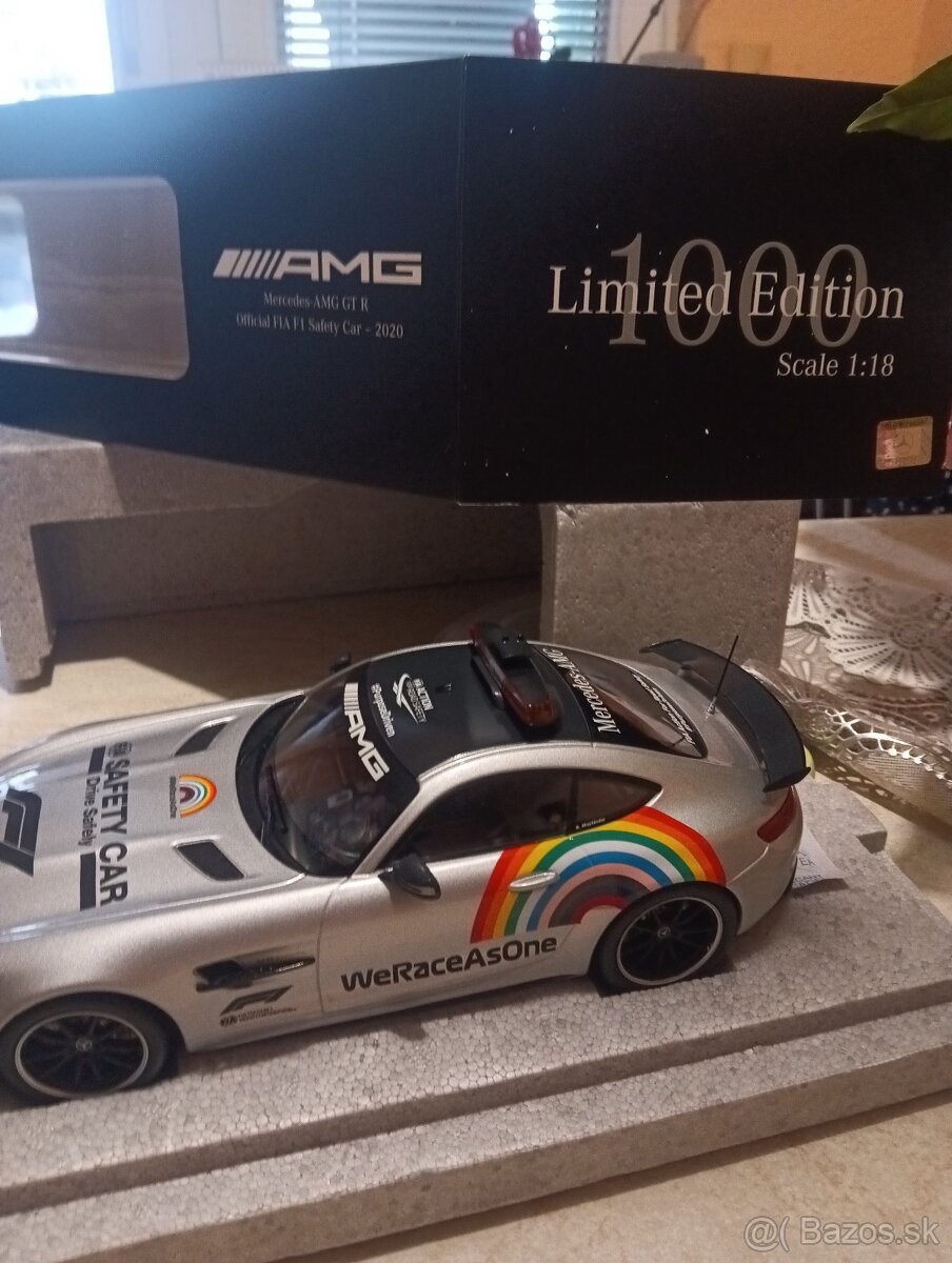 Predám Mercedes AMG GTR 1:18 - 2