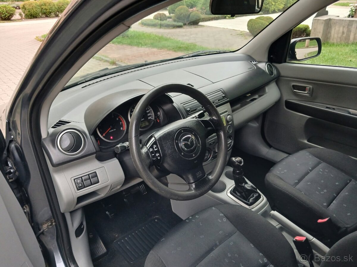 PredamMazda 2 1.25 55 KW( 75Ps) r.v 2005 - 2