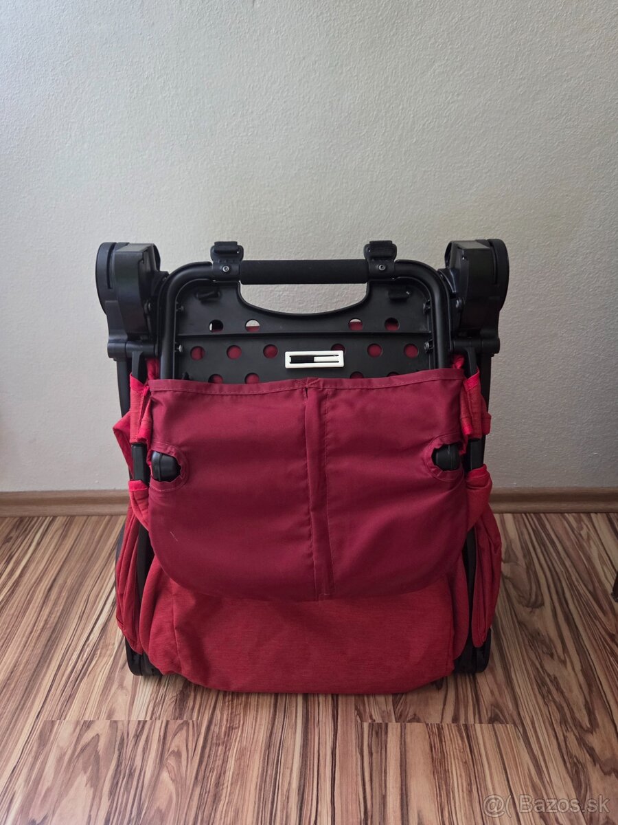 Kočík Joie Pact Cranberry – ideálny na cesty - 2