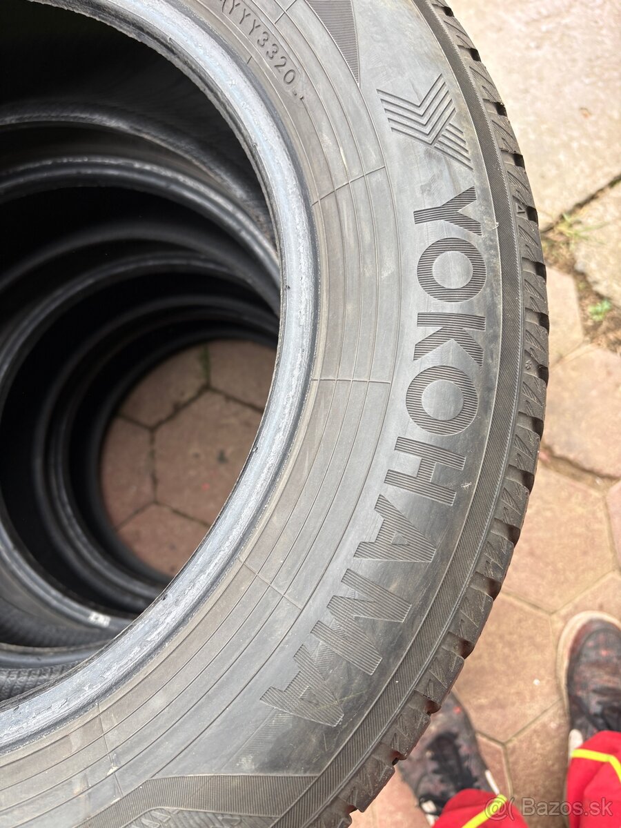 Yokohama 195/65 R15 - 2