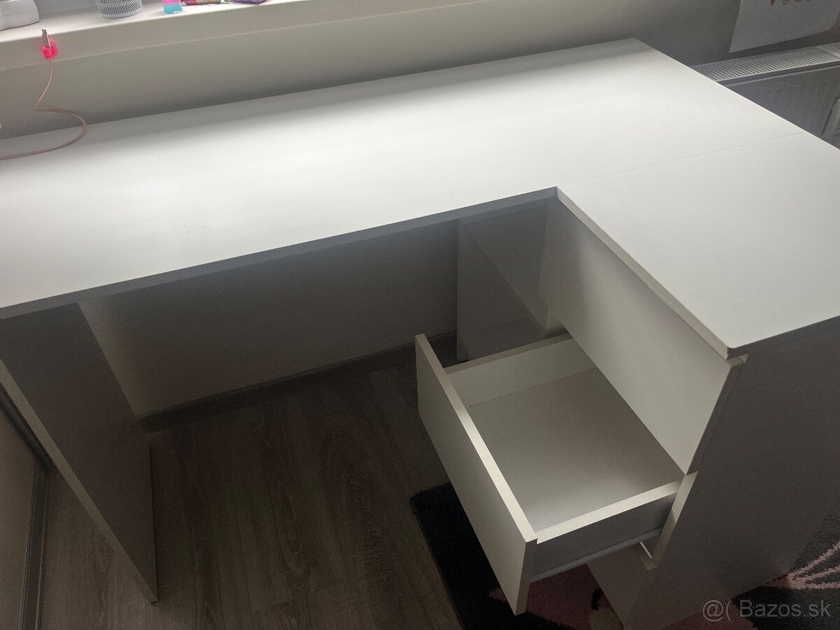 Písaci stôl + vyvýšená posteľ - 2