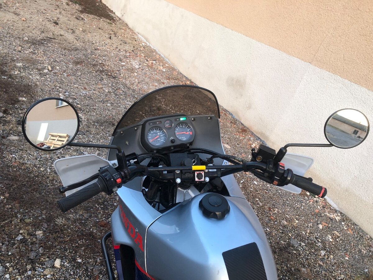 Hondatransalp 600V