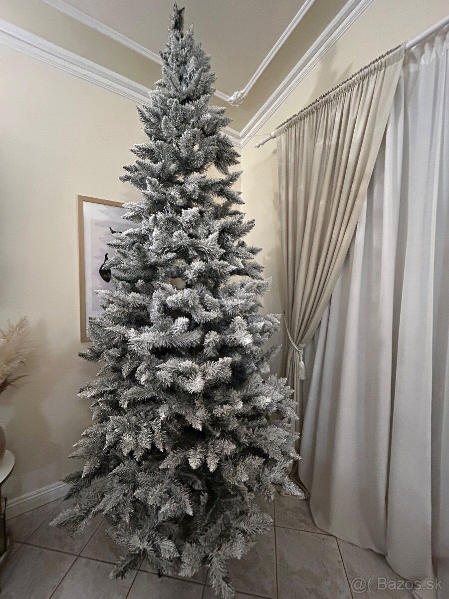Umelý vianočný stromček - 2