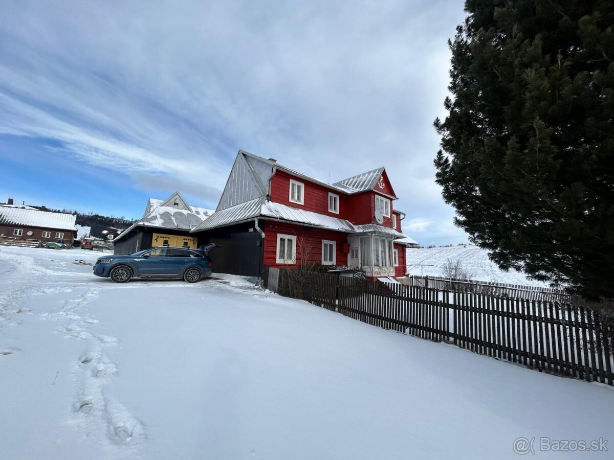 Rozsiahly pozemok cca 2500m2 Ždiar s chalupou - 2