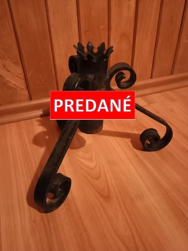 Stojan pod vianočný stromček. - 2