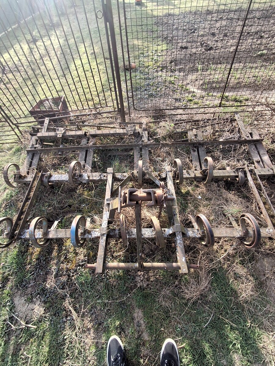 Pluh kultivátor - 2