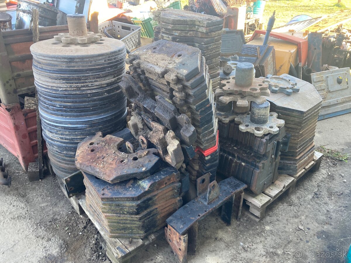 Predám zadné a predné závažie na Zetor crystal - 2