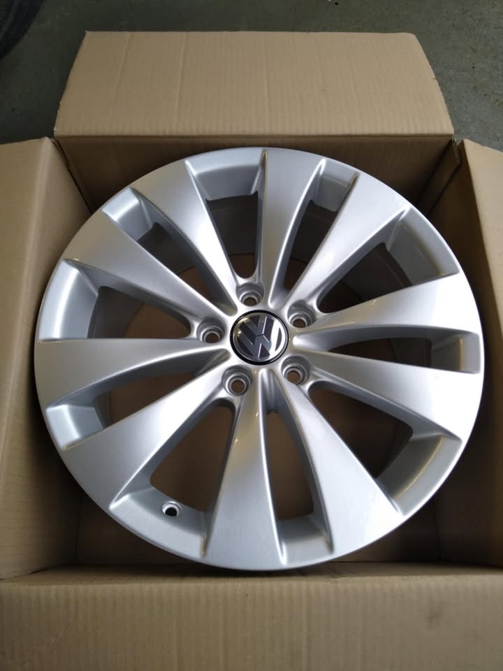 17" VW PASSAT,PASSAT CC,ALLTRACK,SCIROCCO + pneu. - 2