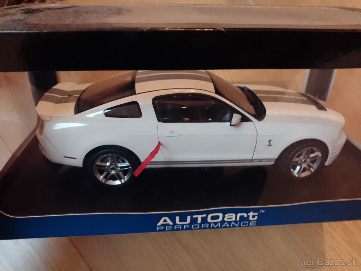 Shelby Mustang GT 500 Autoart - 2