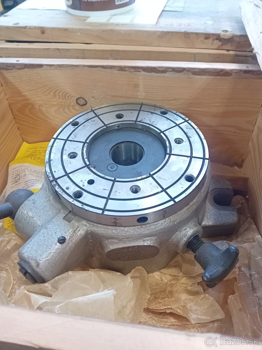 Deliaci prístroj - 2