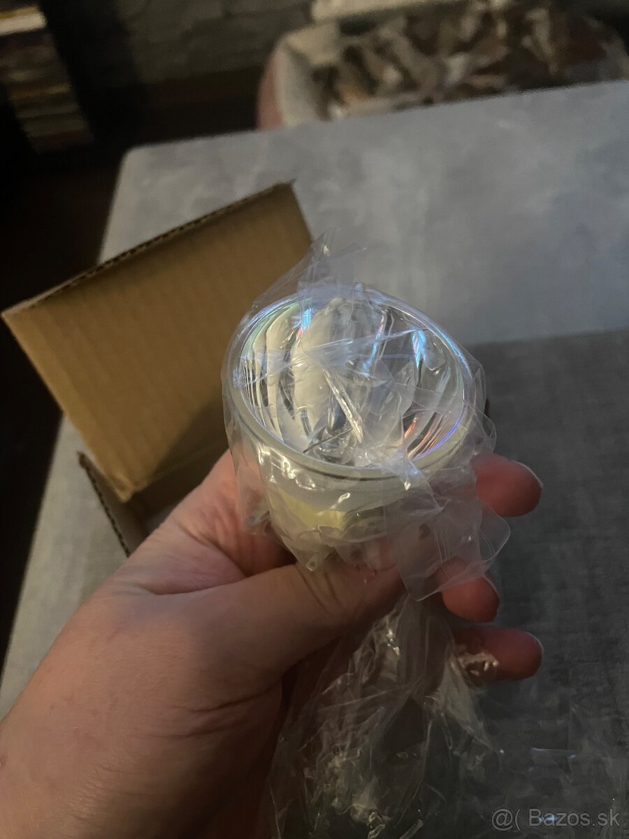 Predam ziarovku Osram MC.JQ011.003 do Acer projektora - 2