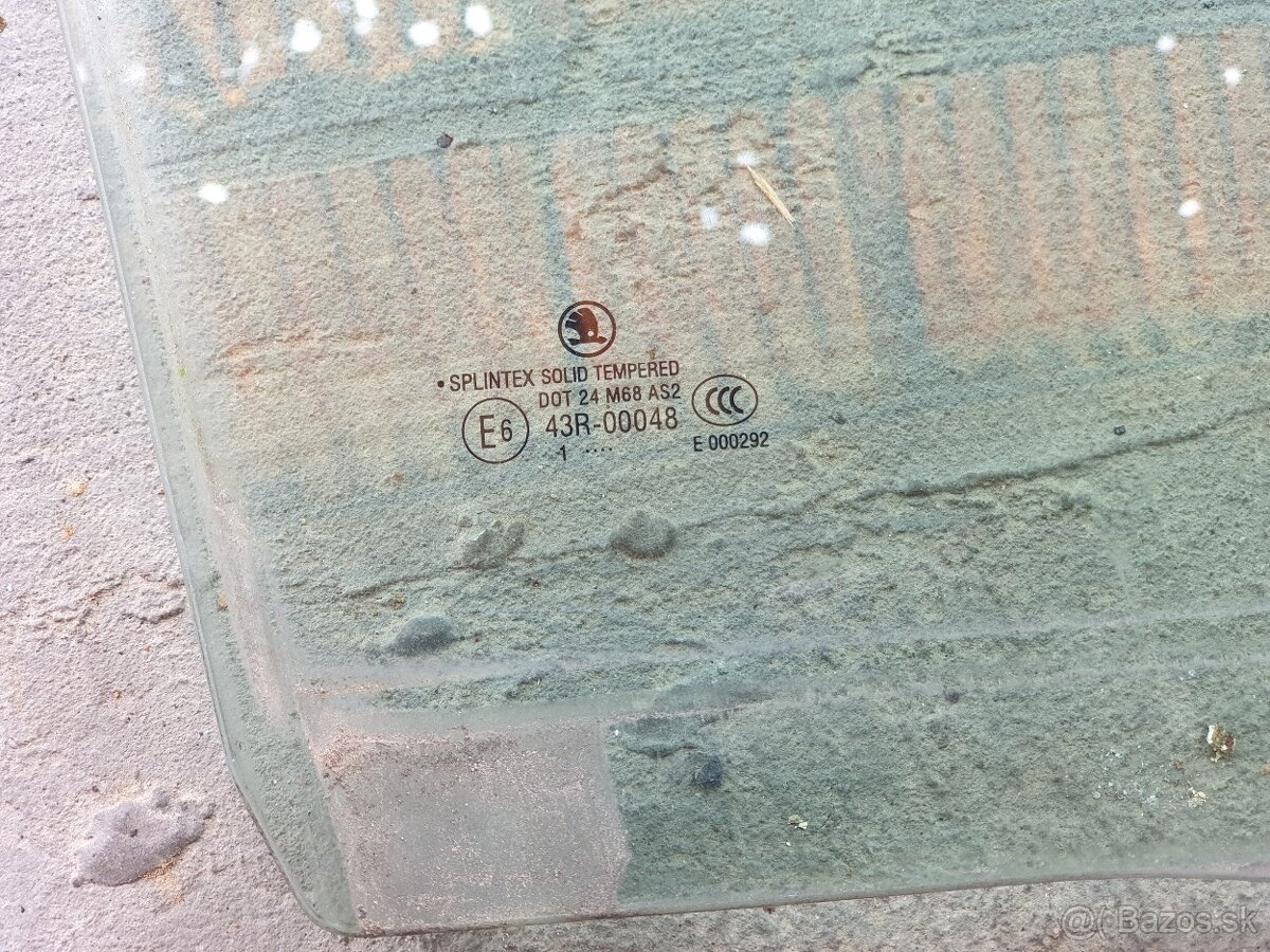 Octavia 2 Combi • sklo pravé zadné bočné - 2