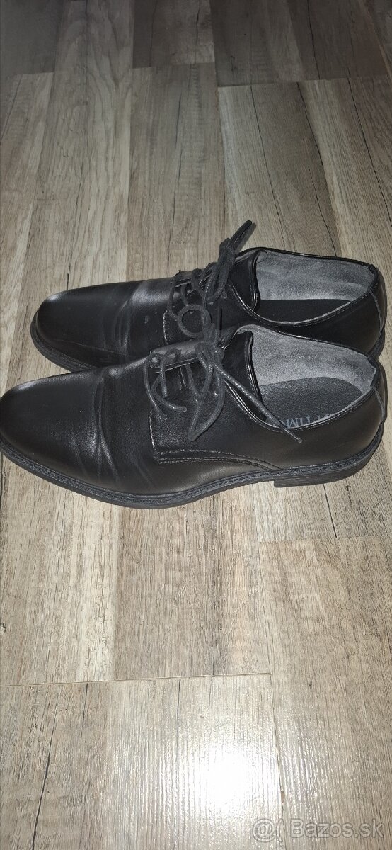 Chlapčenské spoločenské topánky v. 38 - 2